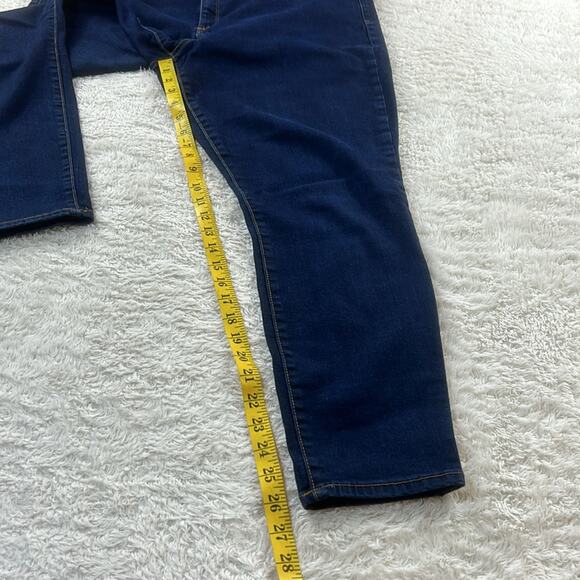 Gap True Skinny dark wash jeans, size 36R - Picture 5 of 9